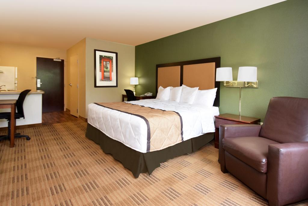 เอ็กซ์เทนด์ สเตย์ อเมริกา ลอสแองเจลิส-ซิมี แวลเลย์ Hotel Santa Susana Knolls ภายนอก รูปภาพ